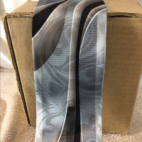 Mens RUDEE RICCO Italian Design Silk Necktie - Picture 4 of 6